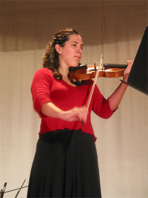 Violinist Laura Geier was accompanied by pianist Angela Leising (not shown)